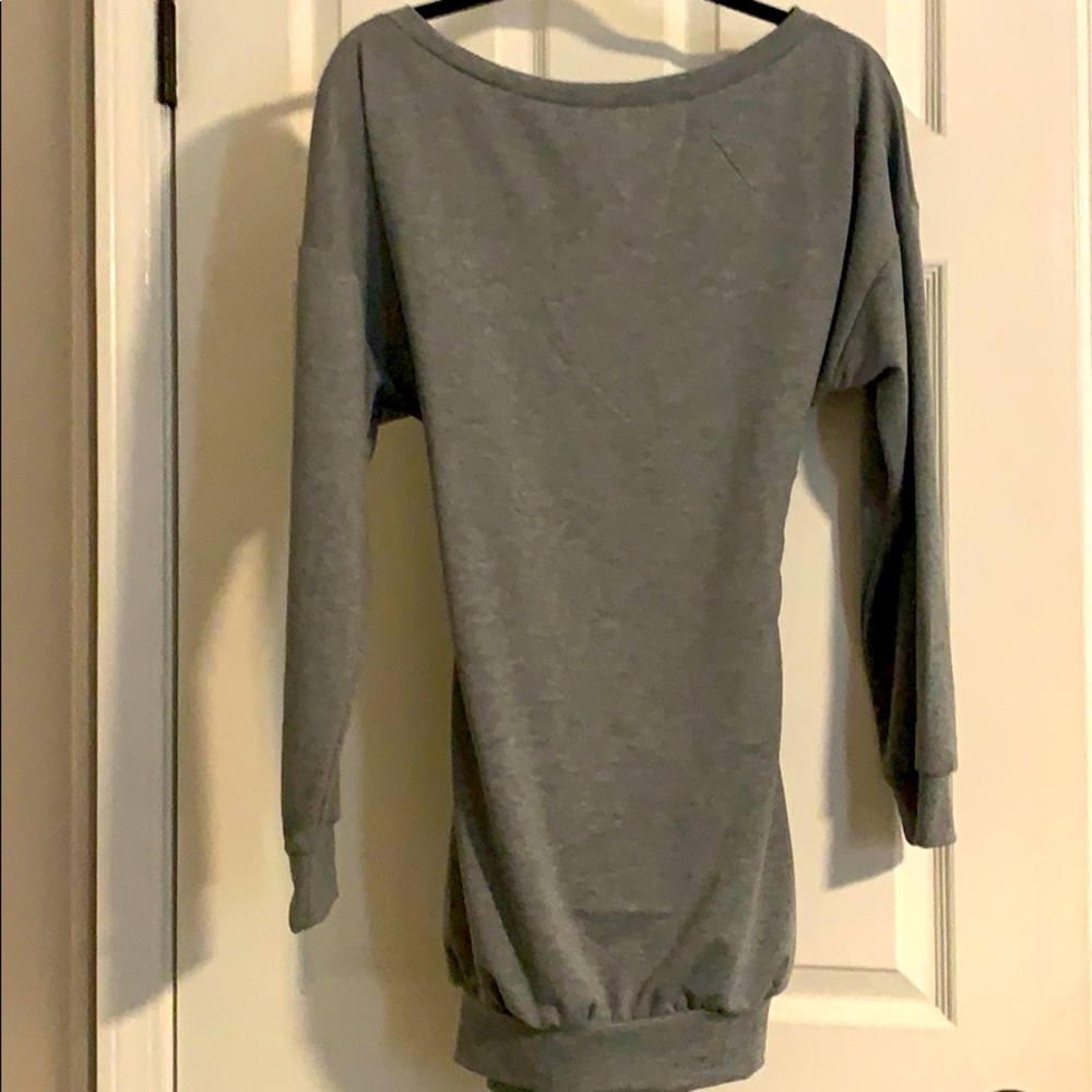 NWOT Grey long sleeve sweater dress, ties in back, Size Medium